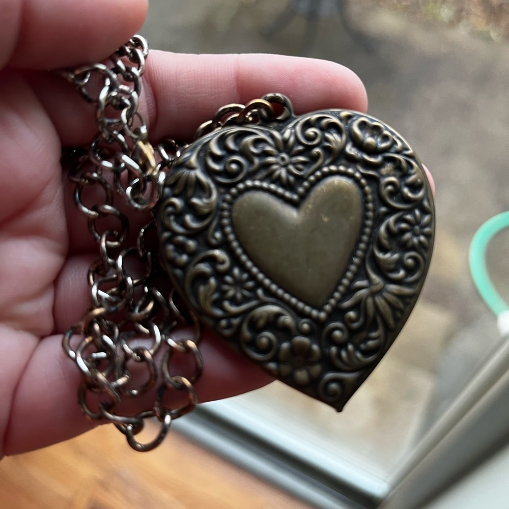 Bronze colored heart necklace